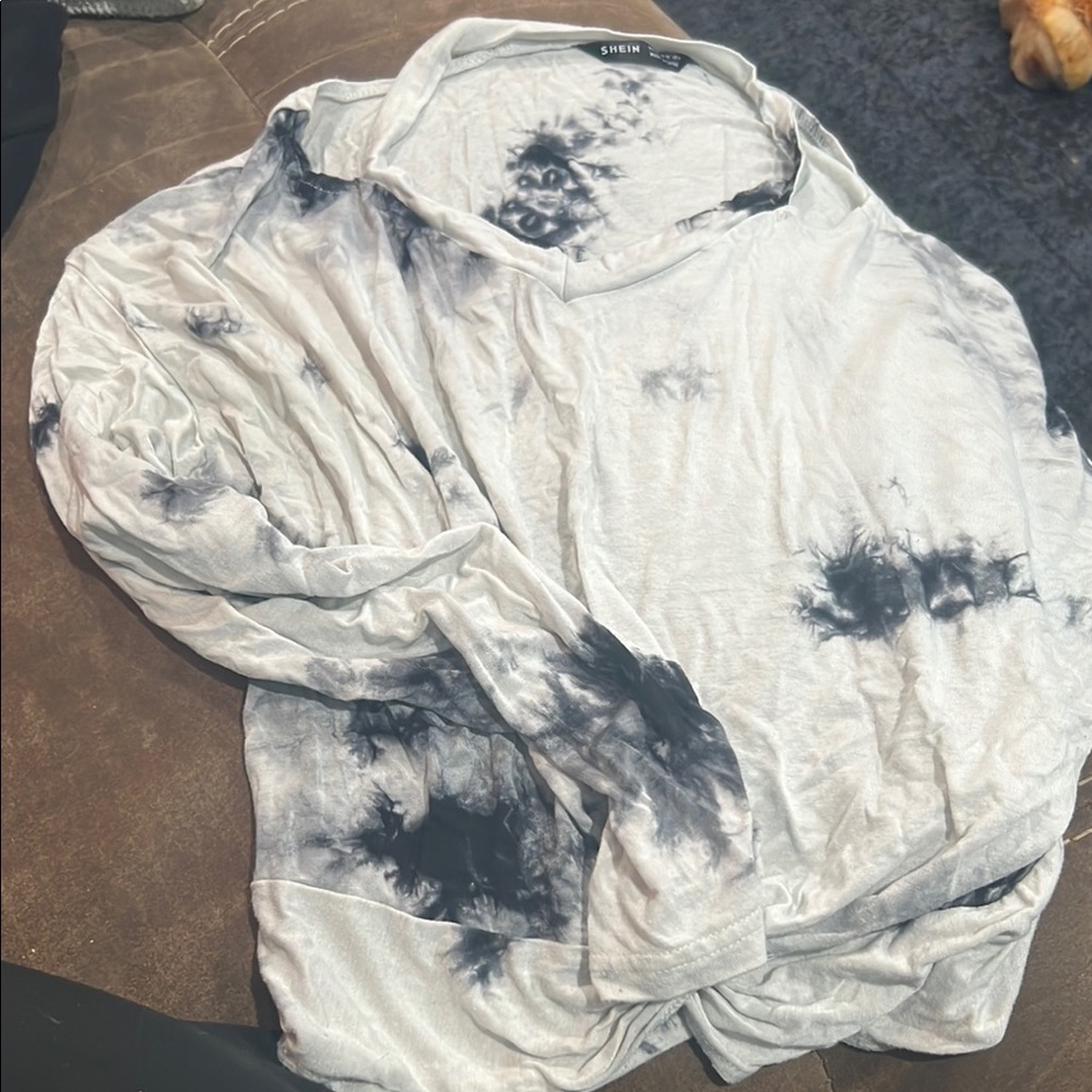 Shein Tie-Dye Long Sleeve Top - Black and White